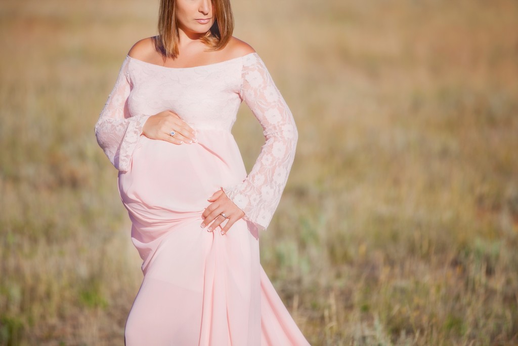 Elegant and beautiful Cheyenne Maternity Portraits